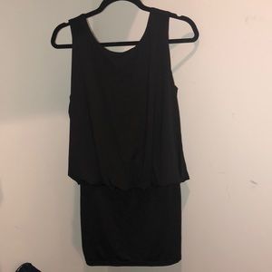 Adorable black dress!!